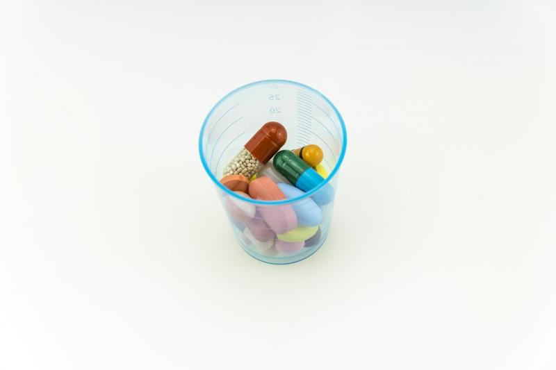pills_in_pot